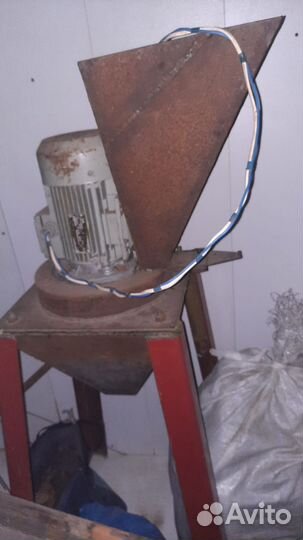 Дробилка для зерна бу