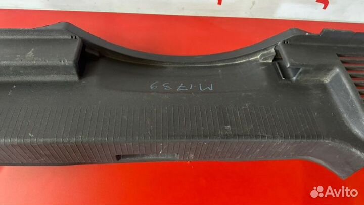 Накладка пластиковая багажника Opel Astra H 1.6