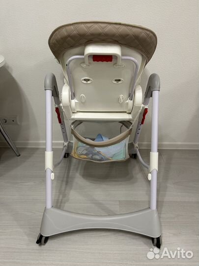 Стульчик для кормления babyton