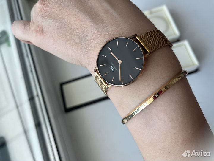 Часы Daniel Wellington женские