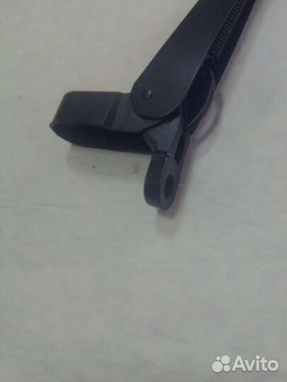 Держатель щётки двери задка УАЗ Хантер