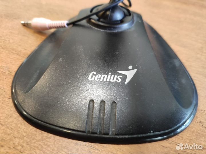 Микрофон Genius