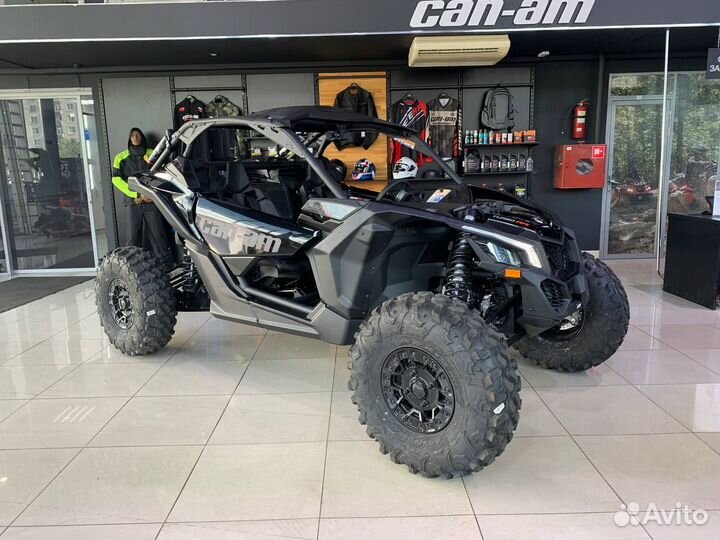 BRP Can-Am Maverick X RS Turbo RR 2023 с ндс