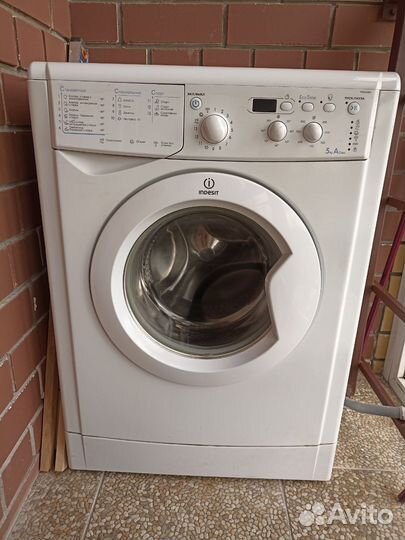Стиральная машина б/у indesit на запчасти