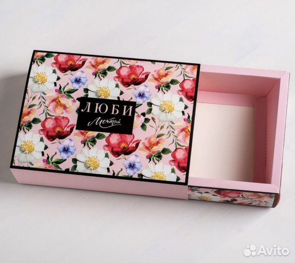 Уоробка для сладостей