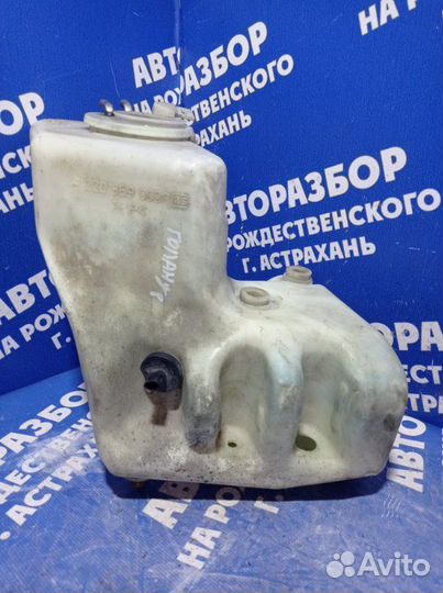 Бачок омывателя Mercedes-Benz W220 седан M112.972