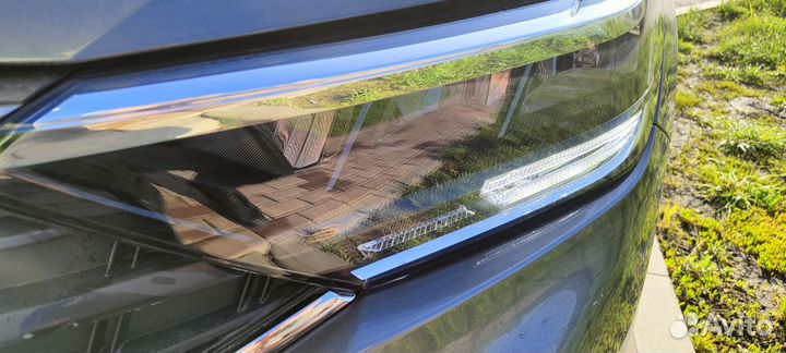 Фара левая Volkswagen polo liftbek