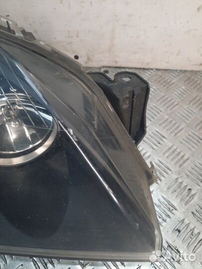 Фара передняя правая Opel Astra универсал 1.7