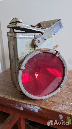 Железнодорожный фонарь