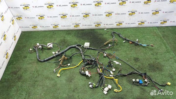 Коса под панельная(проводка) Nissan Primera P11