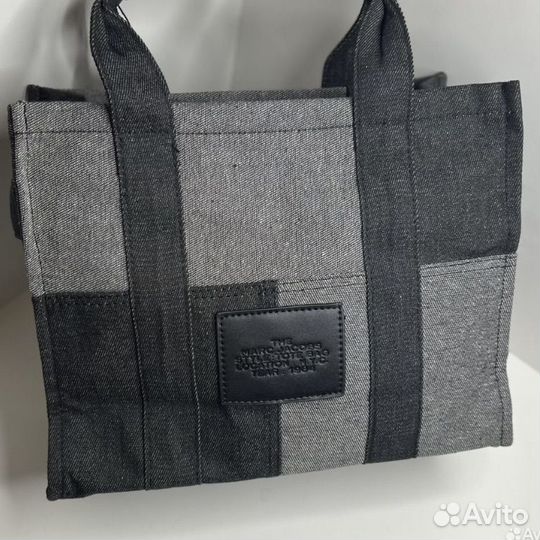 Marc jacobs the tote bag