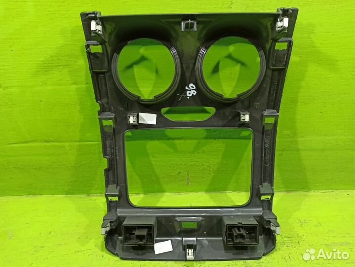 Накладка центральной консоли LADA Largus FL 21129