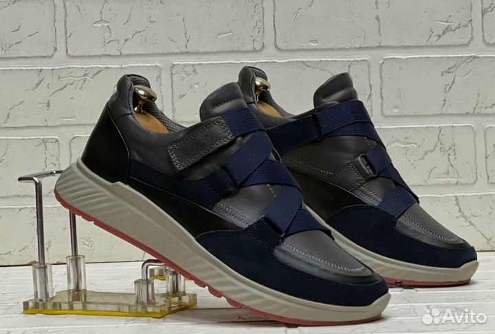 Кроссовки Ecco надежные