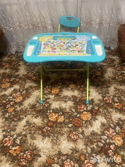 Стол детский
