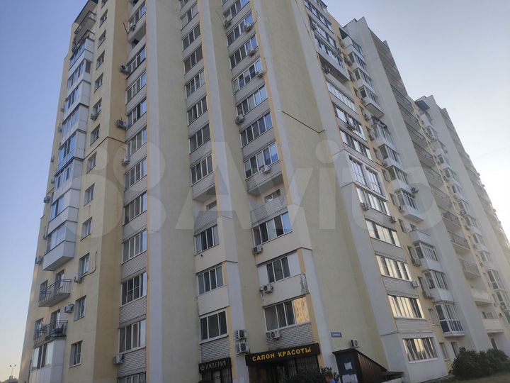 1-к. квартира, 32 м², 1/14 эт.