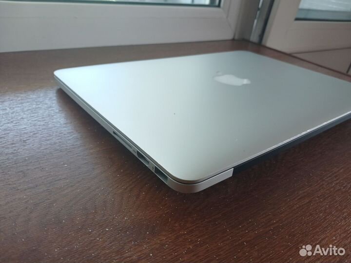 MacBook Pro 13 retina i7 8/256