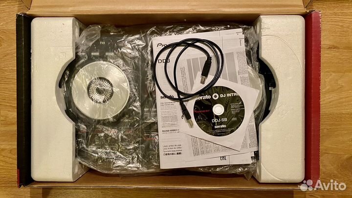 Dj контроллер Pioneer DDJ-SB