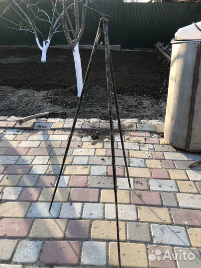 Тренога для котелка