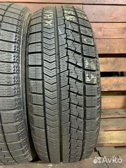 Bridgestone Blizzak VRX 185/60 R15