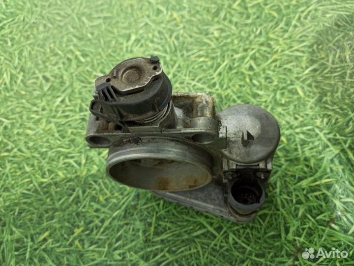 Дроссельная заслонка Mercedes-Benz Ml W163