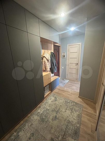 2-к. квартира, 50 м², 4/9 эт.