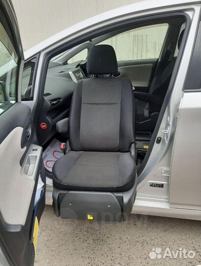 Поворотно - выдвежное сидение с электроприводом