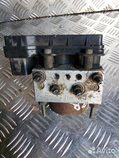 Блок ABS Сузуки Гранд Витара 3 56110-64JC2