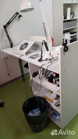 Стол для маникюра