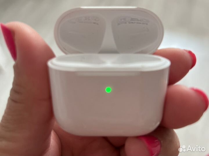 Зарядный кейс для airpods