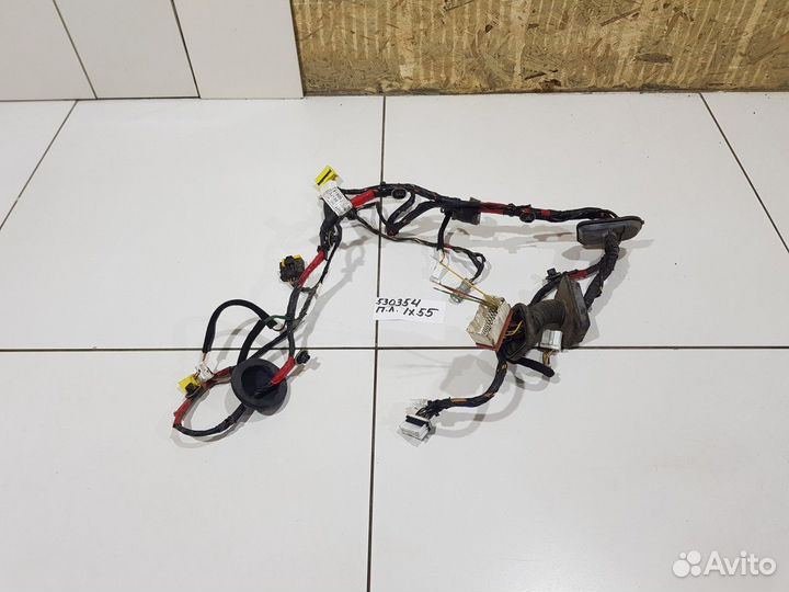Электропроводка двери передней левой