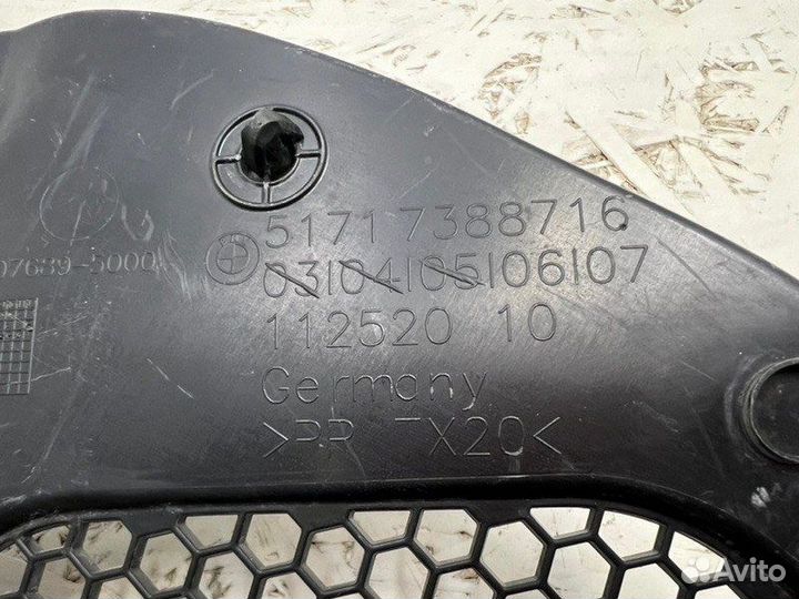 Планка обтекателя передняя правая Bmw G30