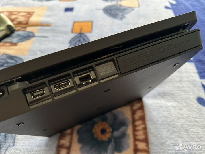 Sony PS4 Slim 1TB + Игры + 2 джой-ка