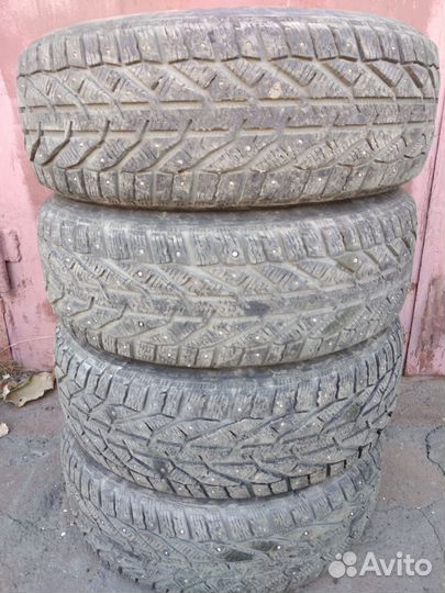 Tigar Touring 235/65 R17