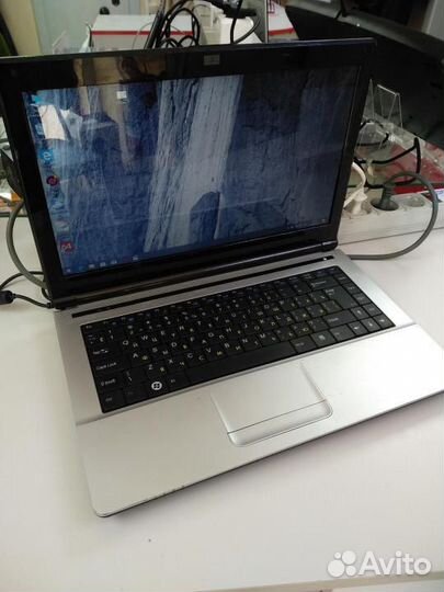 Ноутбук ICL Si142