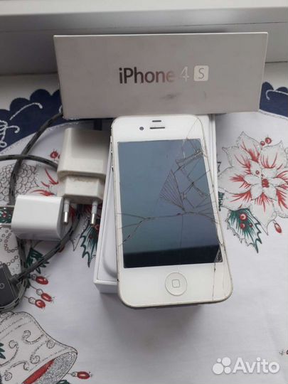 iPhone 4S, 16 ГБ