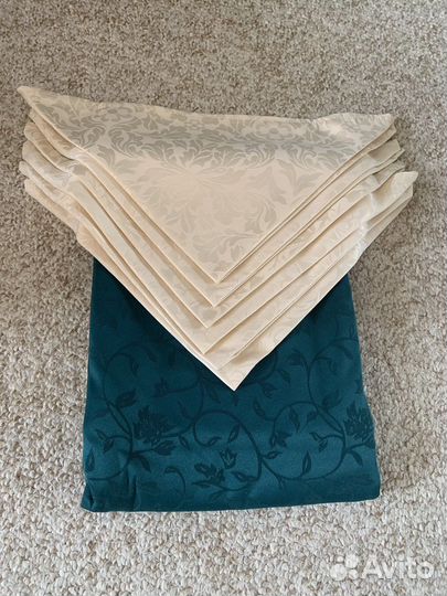 Набор столового белья: скатерть и 6 салфеток