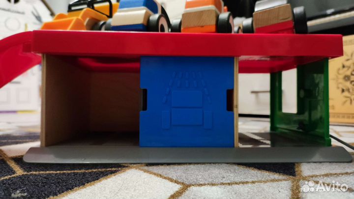 Икеа Лиллабу гаражс машинками
