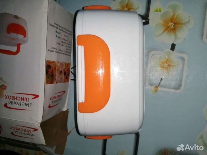 Контейнер для еды с электроподогревом (ланч-бокс)