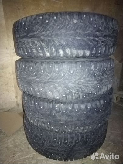 Nokian Tyres Hakkapeliitta 5 235/65 R18