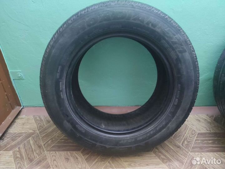 Nexen Roadian 571 235/65 R17 104T