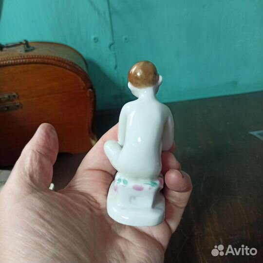 Статуэтка СССР Мальчик с полотенцем. Лфз