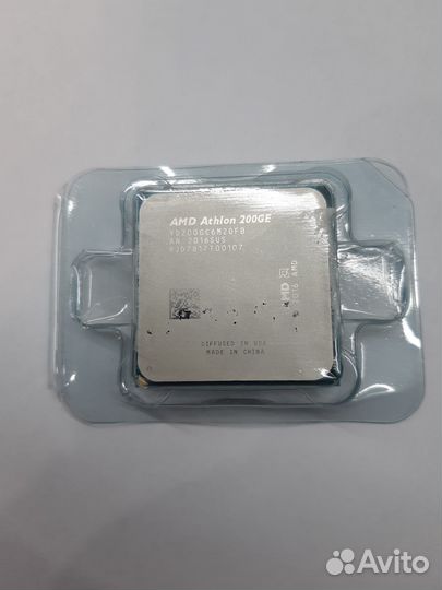 Процессор AMD Athlon 200GE
