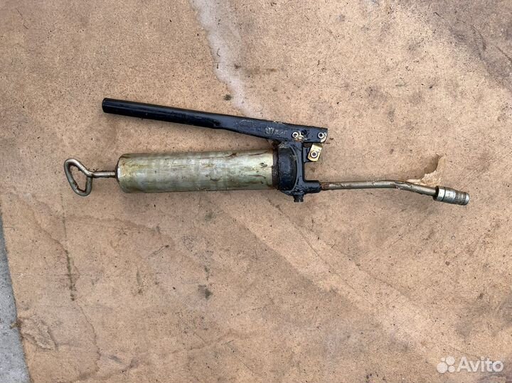 Шприц рычажно-плунжерный (шааз)