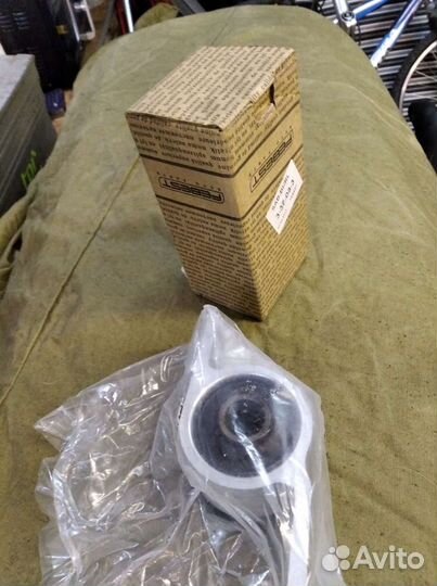 Сайлентблок заднего переднего левого рычага Subaru