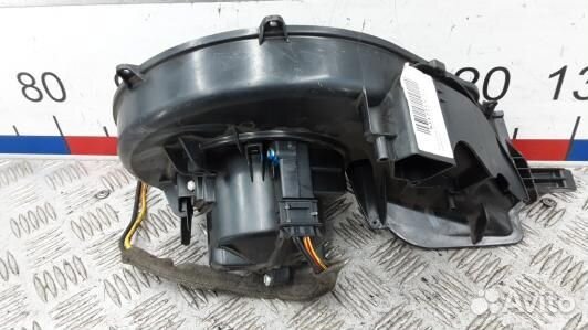 Моторчик печки volvo V60 1 (83T22KK01)