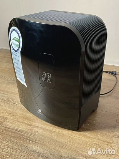 Увлажнитель воздуха Electrolux