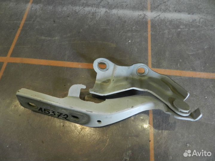 Петля капота правая - Chery Tiggo T11