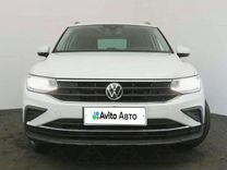 Volkswagen Tiguan 2.0 AT, 2020, 42 094 км, с пробегом, цена 1 500 000 руб.