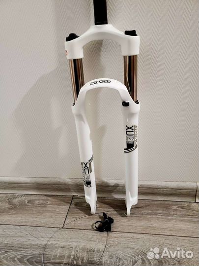 Вилка велосипедная Suntour XCR 29