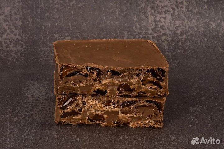 Премиум шоколад с фруктовой начинкой
